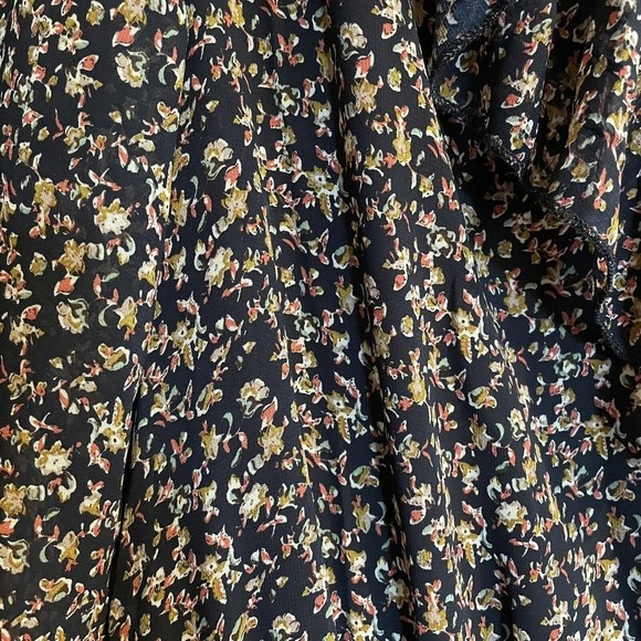 Urban Outfitters Large Floral Dress Navy Long Sleeves V Neck Cottage Cor… - Picture 3 of 7